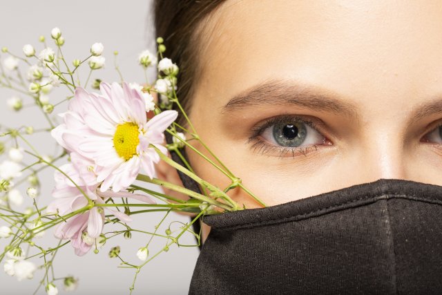地雷ちゃんはマスクを脱がない漫画raw・hitomiの無料は危険?どこで読める?